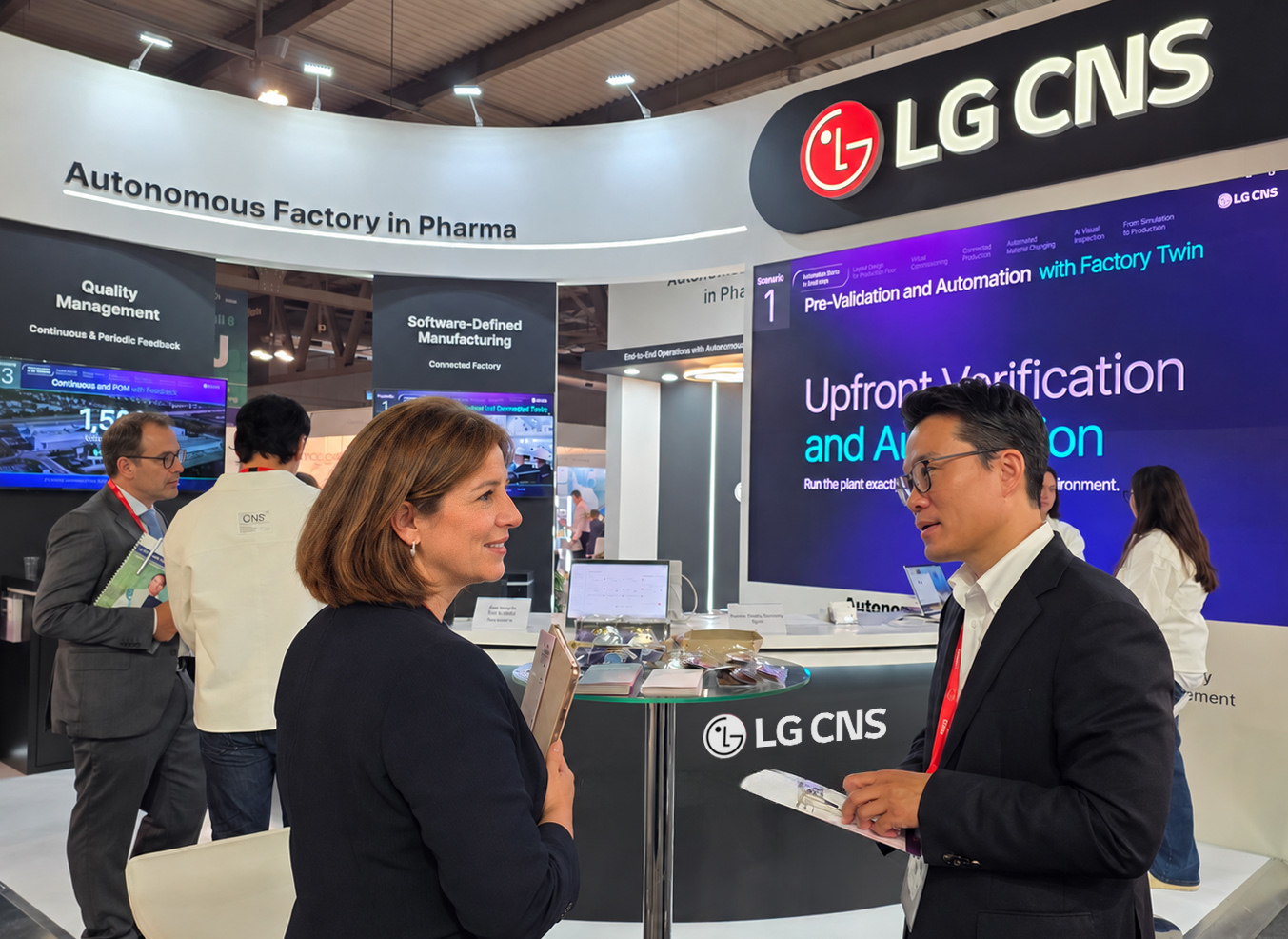 LG CNS employees introducing pharma-specific manufacturing AI transformation (AX) solutions at CPHI 2026 in Milan